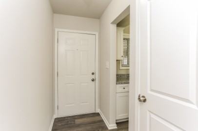 100 Terrace Dr Ne #4 - Photo 2 of 13