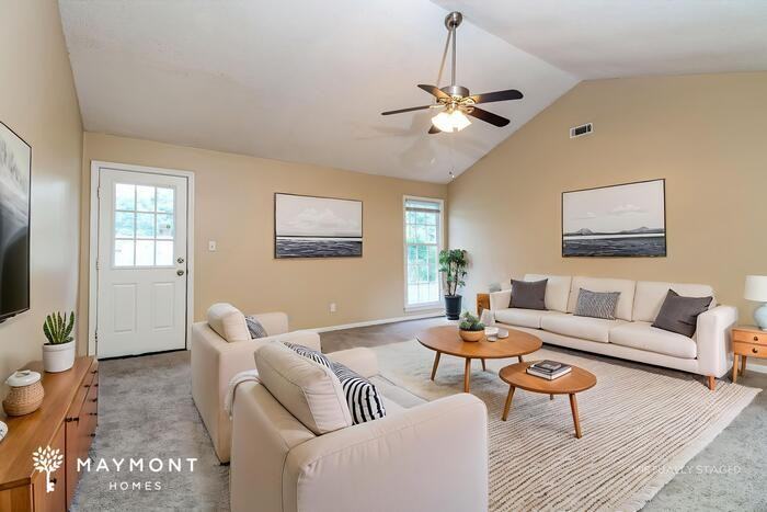 306 Gippy Dr - Photo 4 of 14
