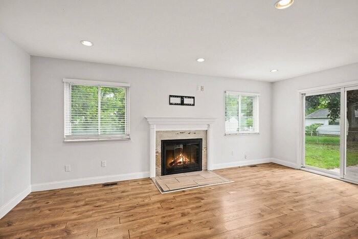 12800 Daily Dr - Photo 6 of 28