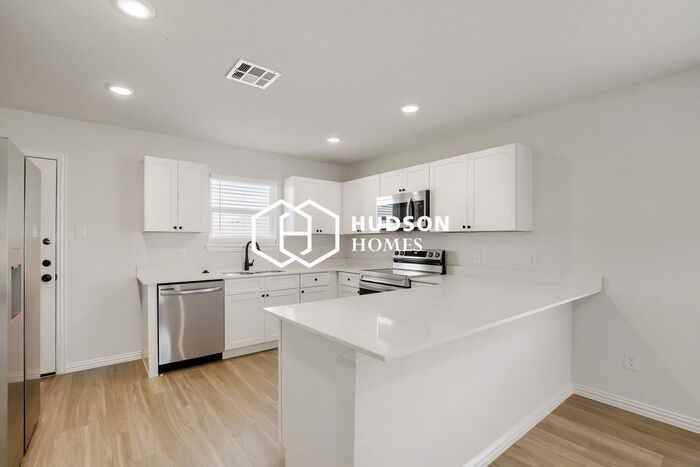 3820 Keller Rd - Photo 3 of 12