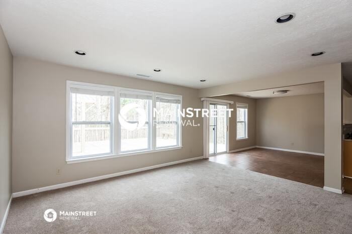 12316 Stowe Acres Dr - Photo 7 of 17