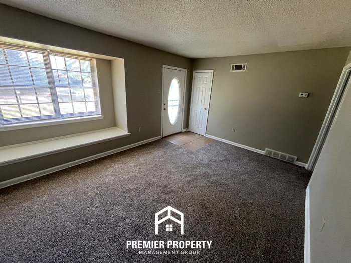 4289 Cottonwood Rd - Photo 5 of 39
