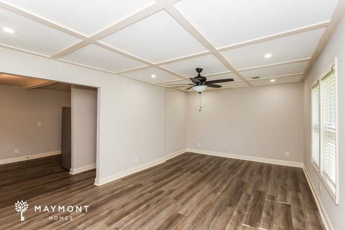 6030 Stonewall Dr - Photo 6 of 15