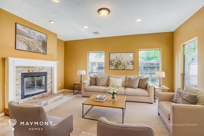 326 Dunford Ct - Photo 6 of 16