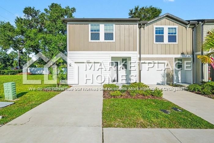 11777 Sylvia St - Photo 4 of 31