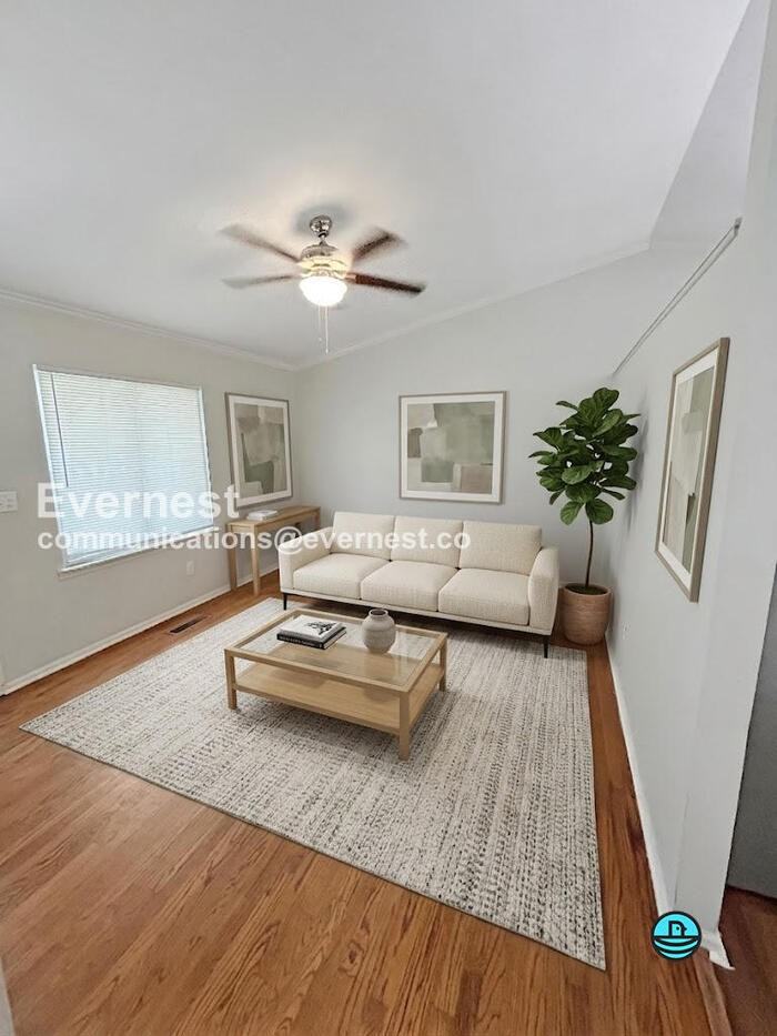 1925 2nd Ave - Photo 2 of 13