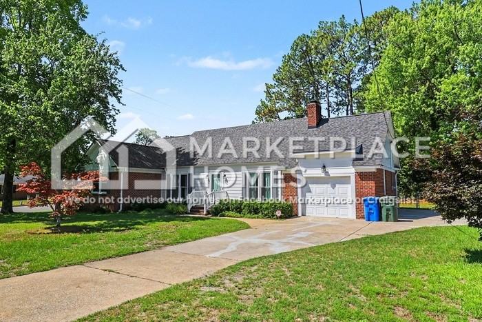 2626 Trenton Rd - Photo 3 of 33