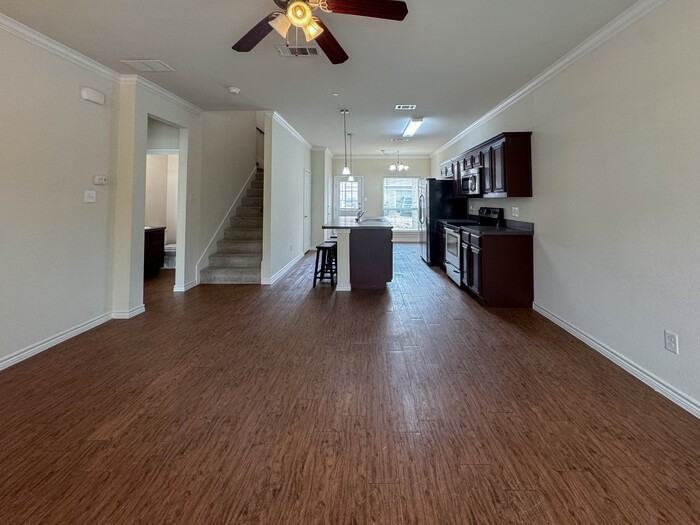 5513 Galante Ln - Photo 3 of 25