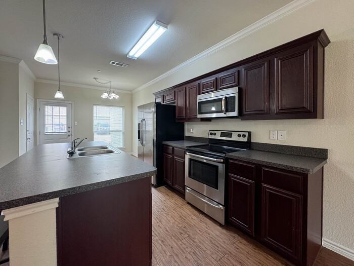 5513 Galante Ln - Photo 4 of 25
