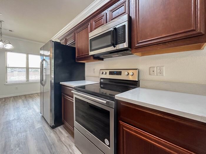 5524 Dolores Pl - Photo 6 of 35