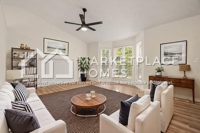 7335 Hunters Ridge Dr - Photo 3 of 25