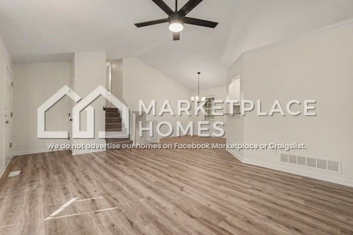 7335 Hunters Ridge Dr - Photo 4 of 25