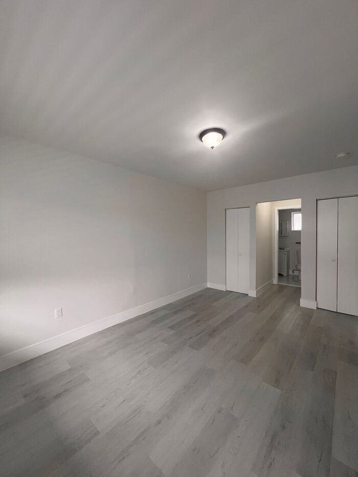 11 Menores Ave #08 - Photo 5 of 10
