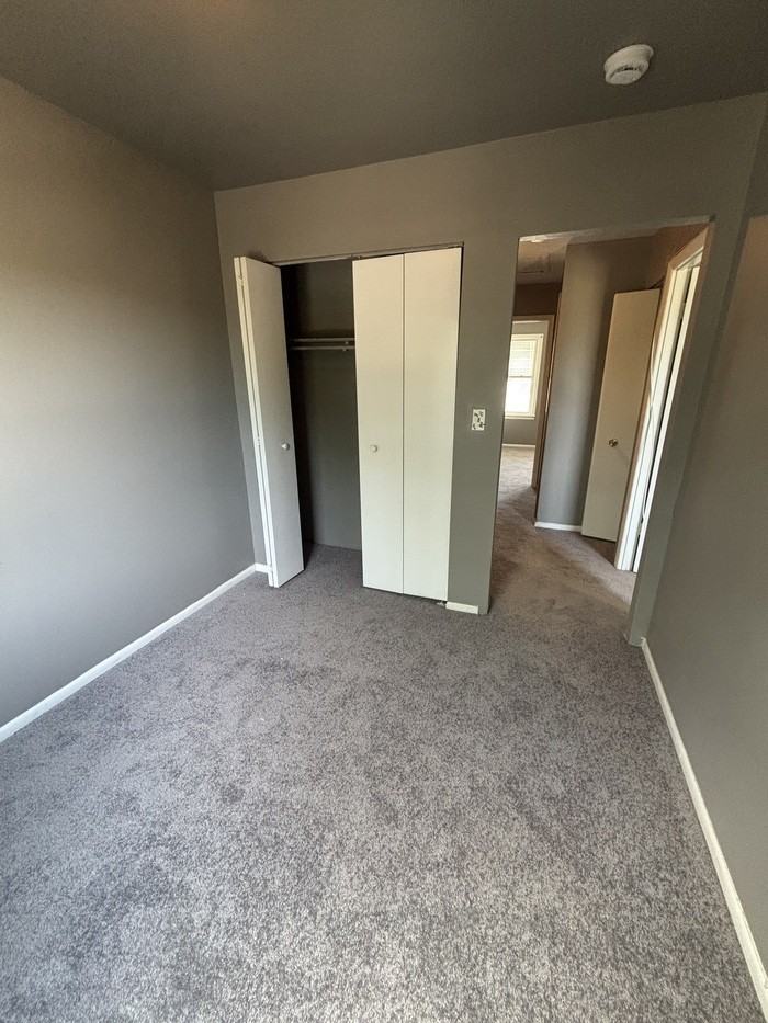 823 Showell Ct - Photo 6 of 23