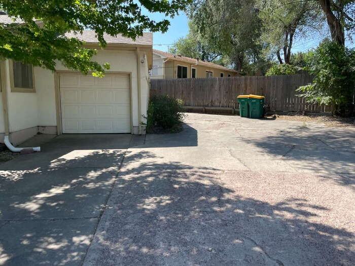 1773 Palmer Park Blvd - Photo 3 of 40