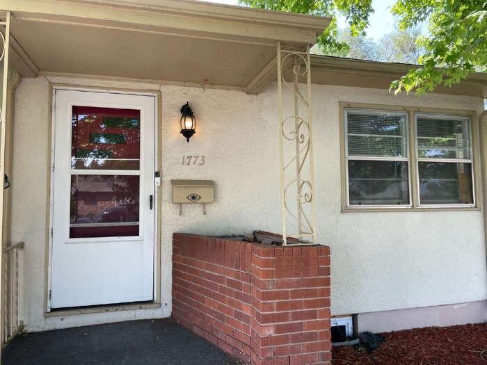 1773 Palmer Park Blvd - Photo 4 of 40