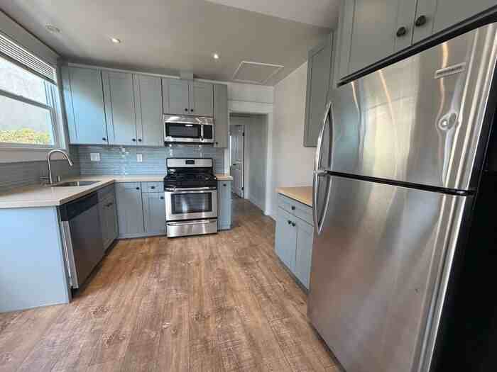 1177 Florence St - Photo 2 of 14