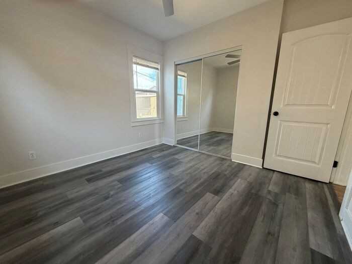 1177 Florence St - Photo 4 of 14