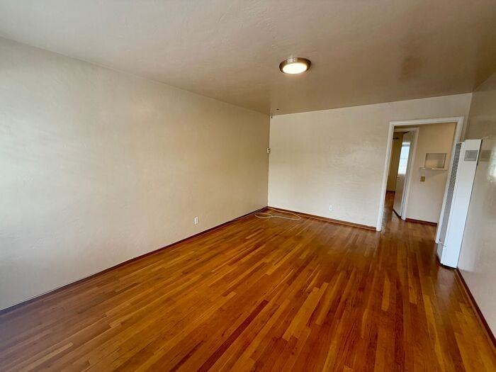 261 Larkin St #269 - Photo 7 of 27