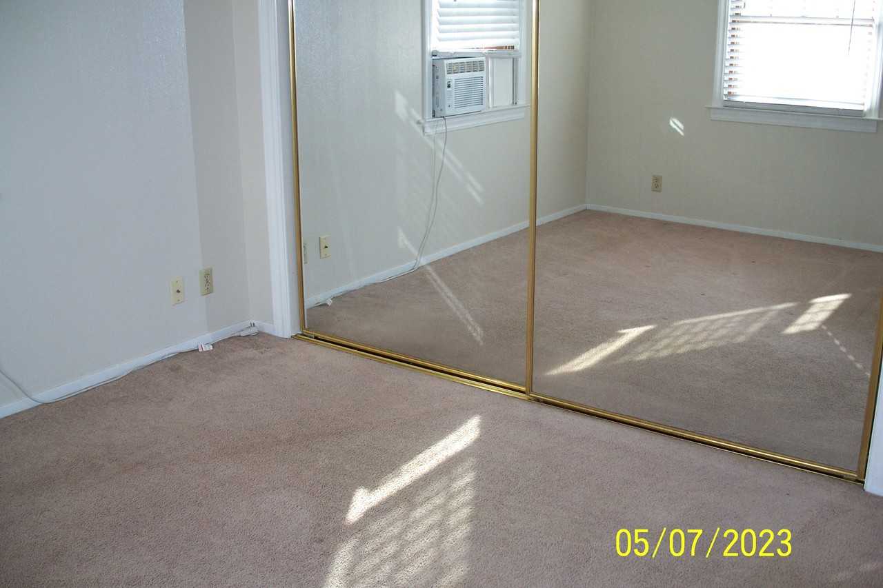 602 W G St #NA - Photo 6 of 12