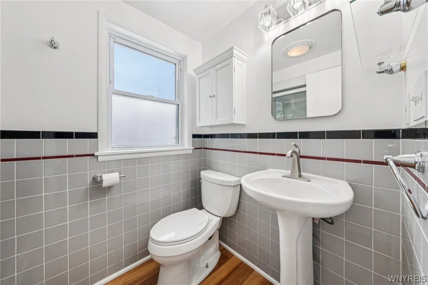 1468 Elm St #NA - Photo 5 of 14