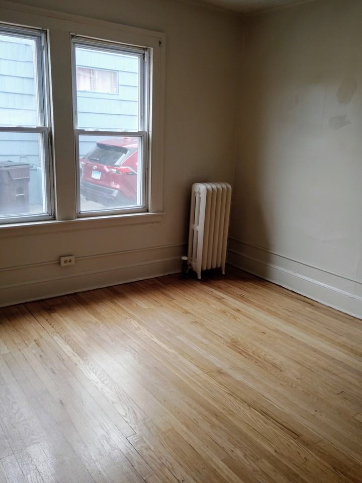 65 Ridgewood St #1 - Photo 7 of 9