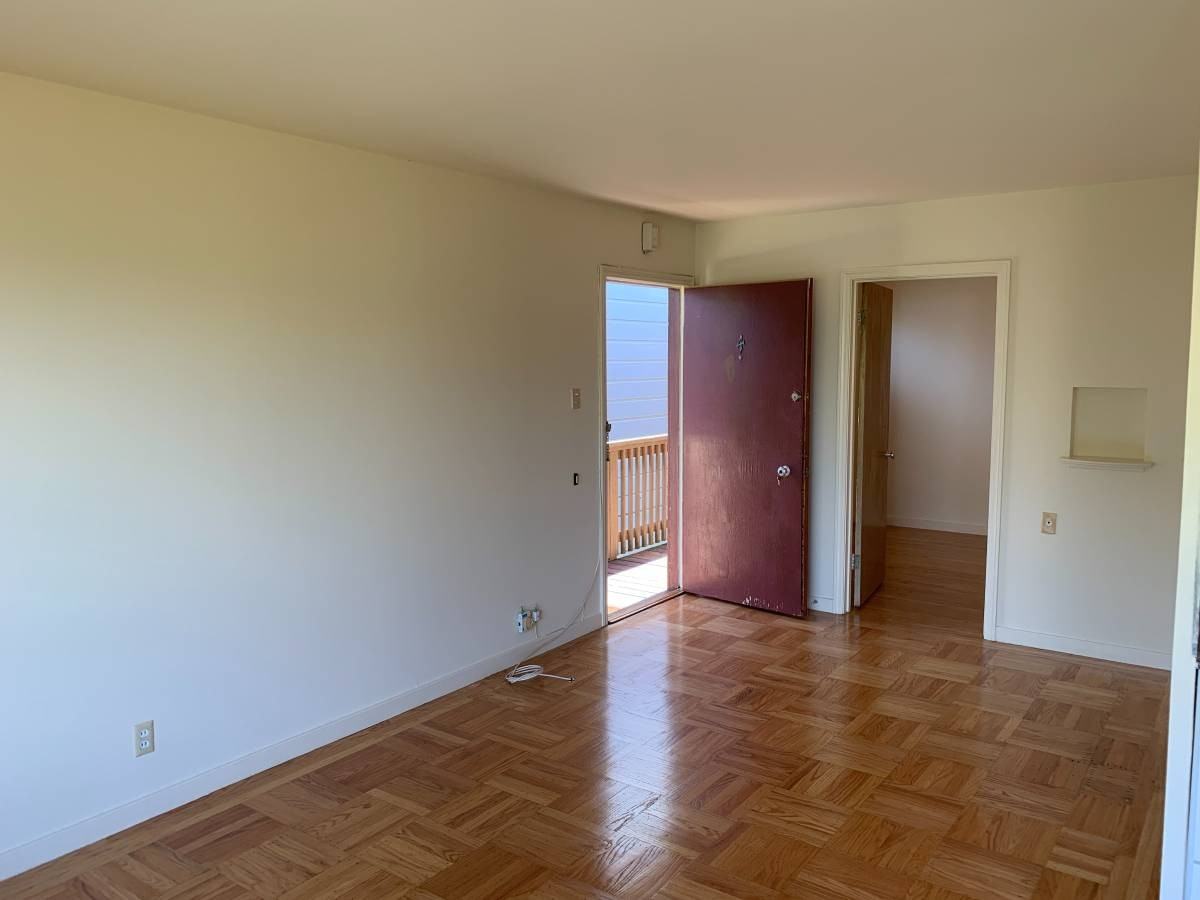 1538 12th Ave #4 - Photo 3 of 17