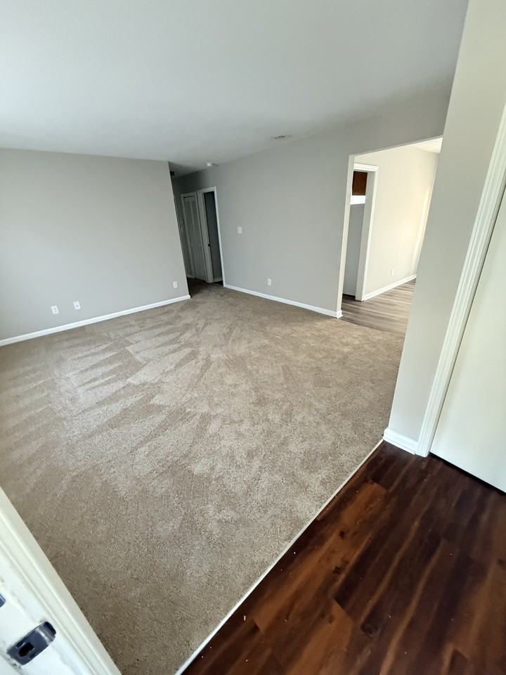 2000 Greens Blvd #38