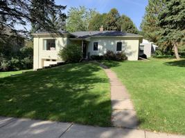 featured image of 2531 E 3rd St #NA