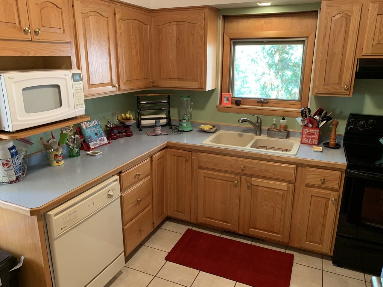 2531 E 3rd St #NA - Photo 6 of 11