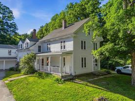 7 Berry Rd #D - Photo 1 of 1
