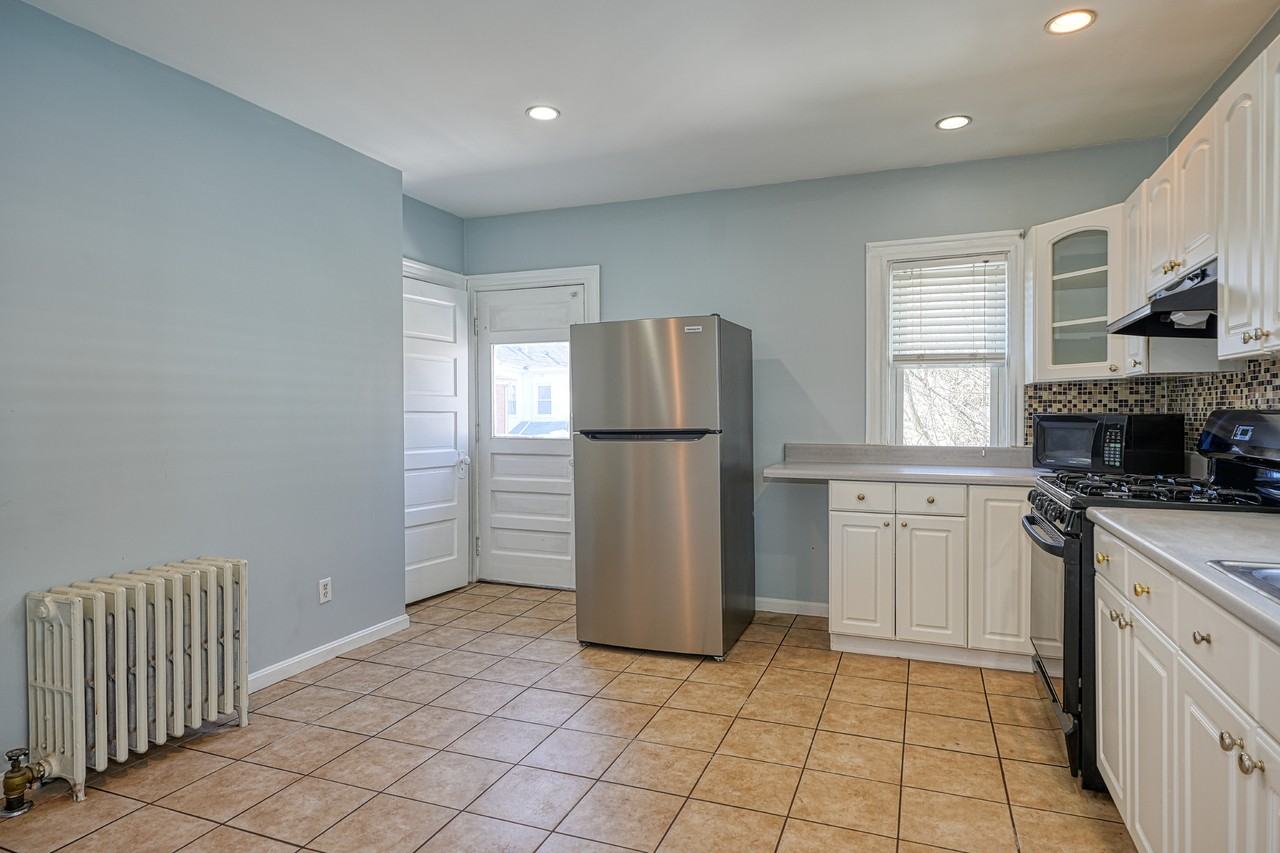 43 Parmenter Rd #43 - Photo 3 of 11