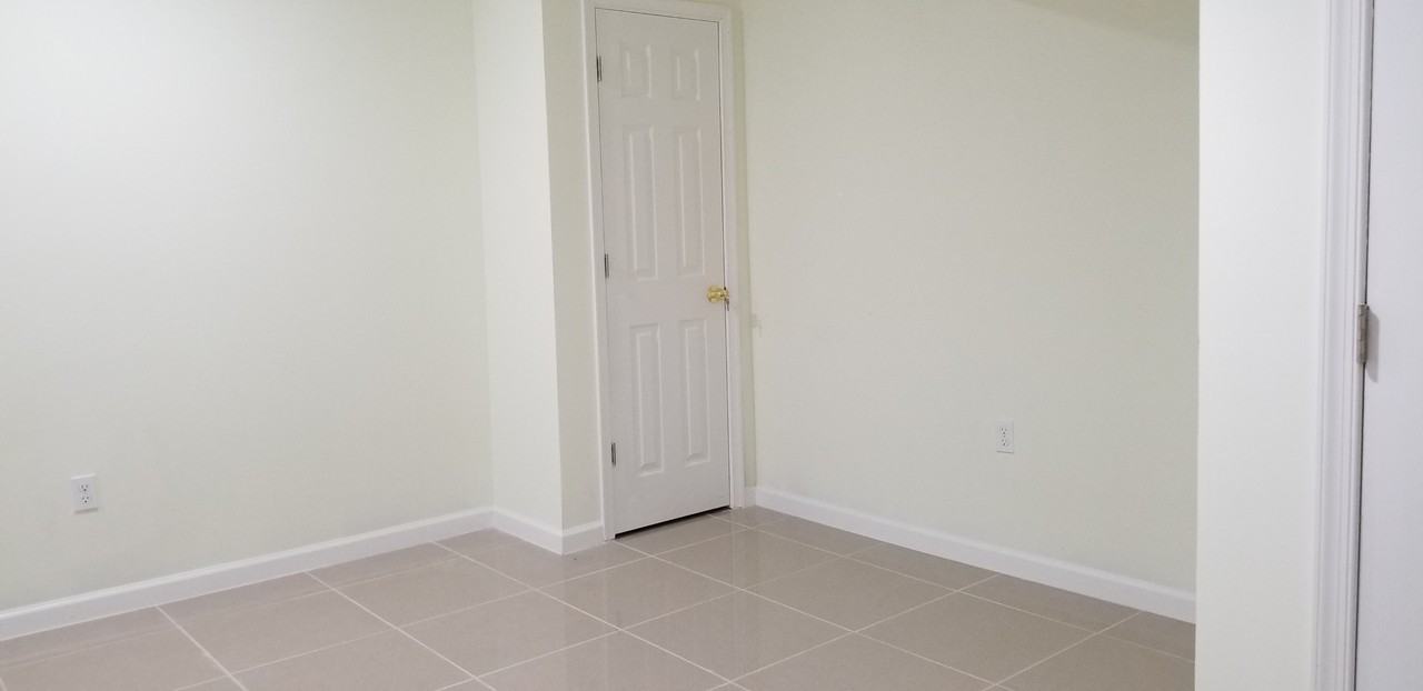 3502 Tolly Pl - Photo 3 of 8