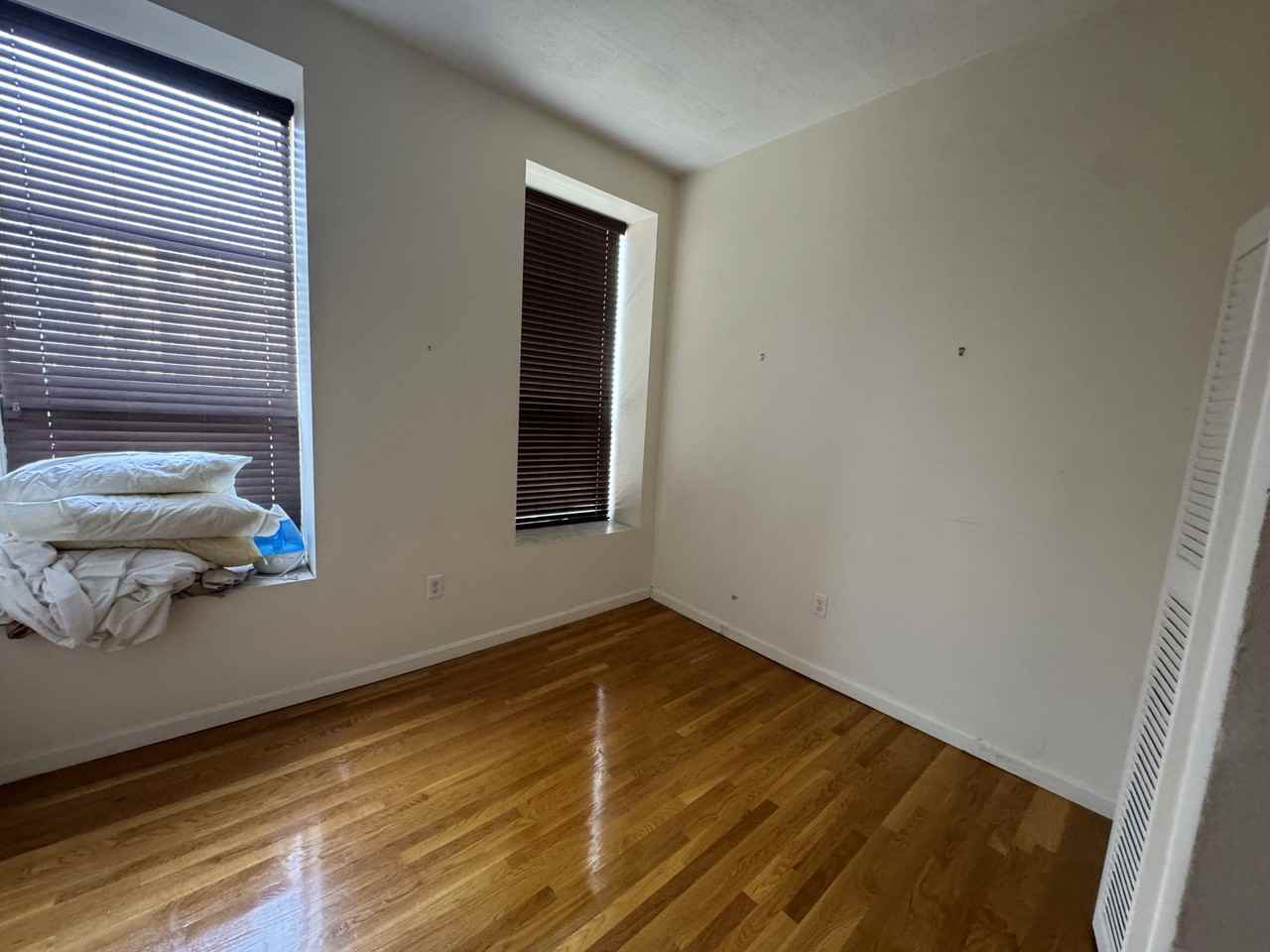 176 W Springfield St #2 - Photo 5 of 6