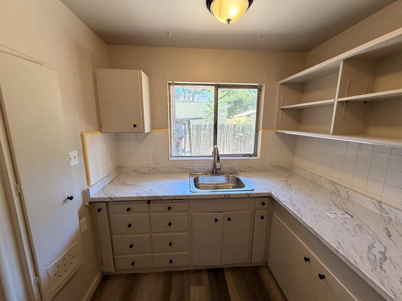 1334 N Stockton St #1334 - Photo 2 of 7