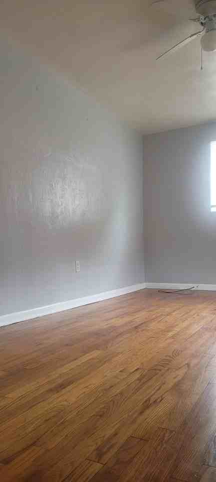 335 Pennoak Dr #1 - Photo 6 of 8
