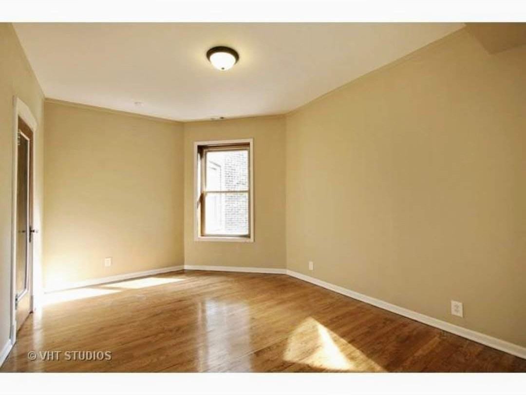 6844 S East End Ave #3 - Photo 3 of 11