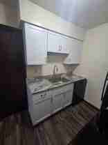 906 Hill St #108 - Photo 1 of 1