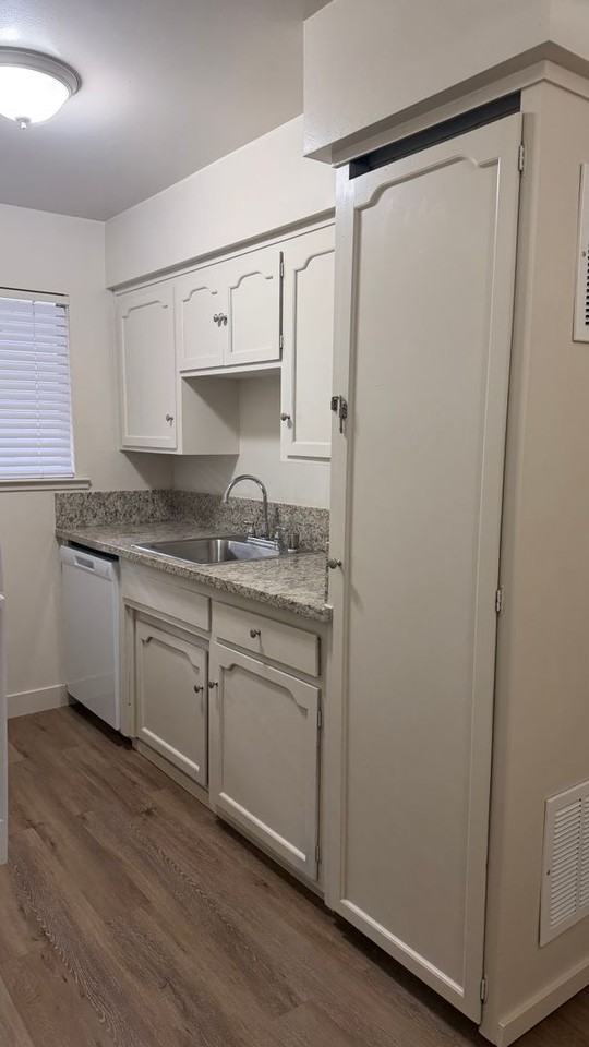 Garden East Apartments - Photo 5 of 17