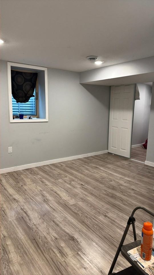 5607 Regent Ave N #NA - Photo 4 of 23