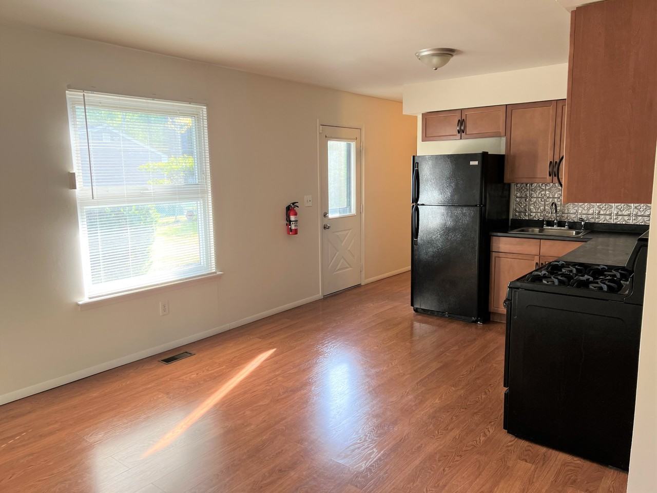 11 Woodland Rd #NA - Photo 3 of 10