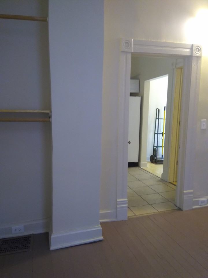 3920 Wyandotte St #1 - Photo 2 of 10