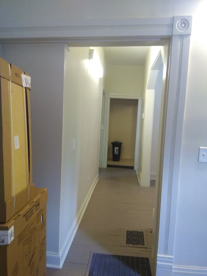3920 Wyandotte St #1 - Photo 3 of 10