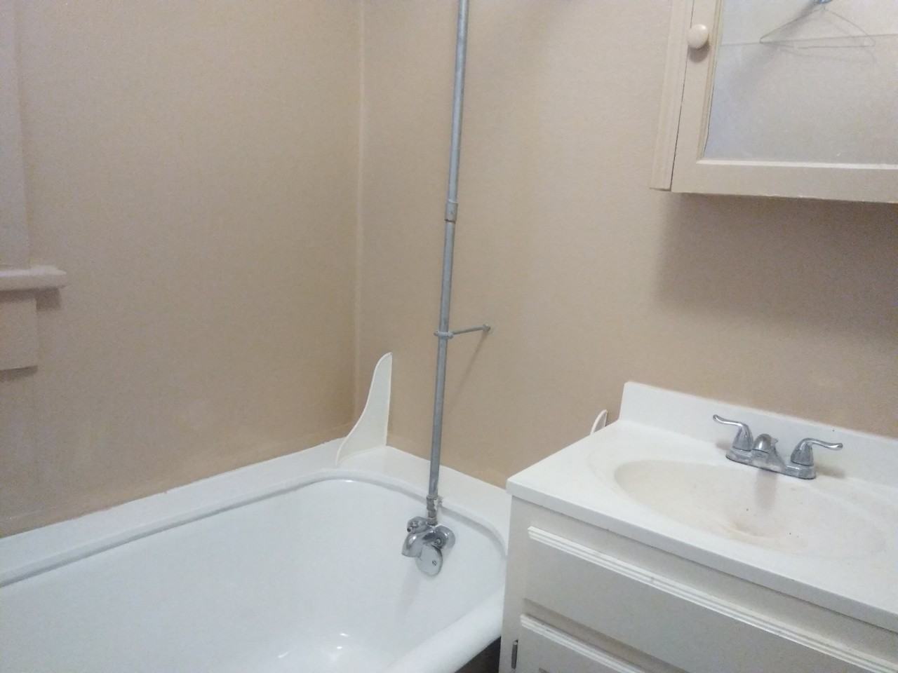 3920 Wyandotte St #1 - Photo 7 of 10