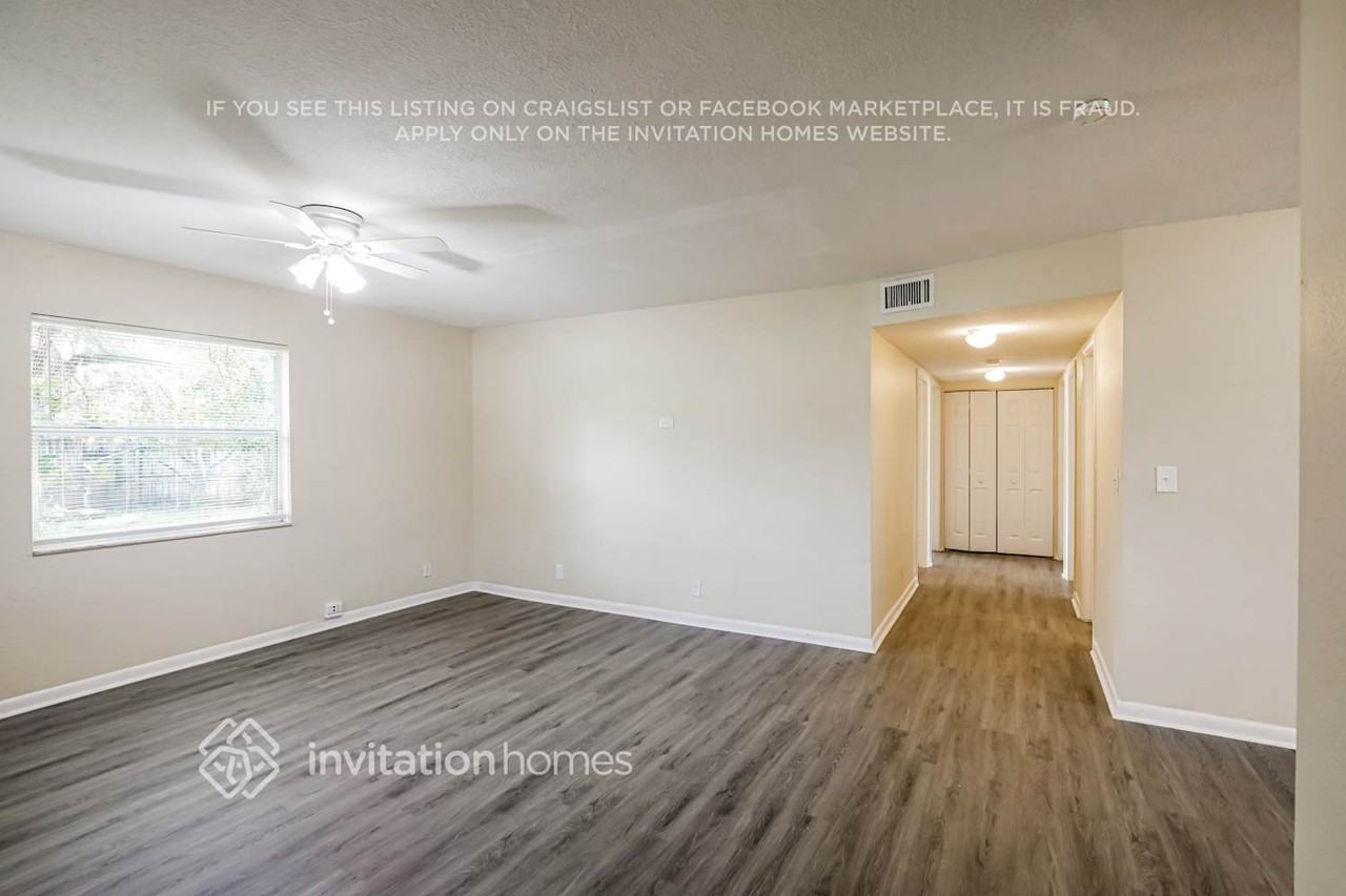 7645 Nw 32nd Pl - Photo 3 of 17