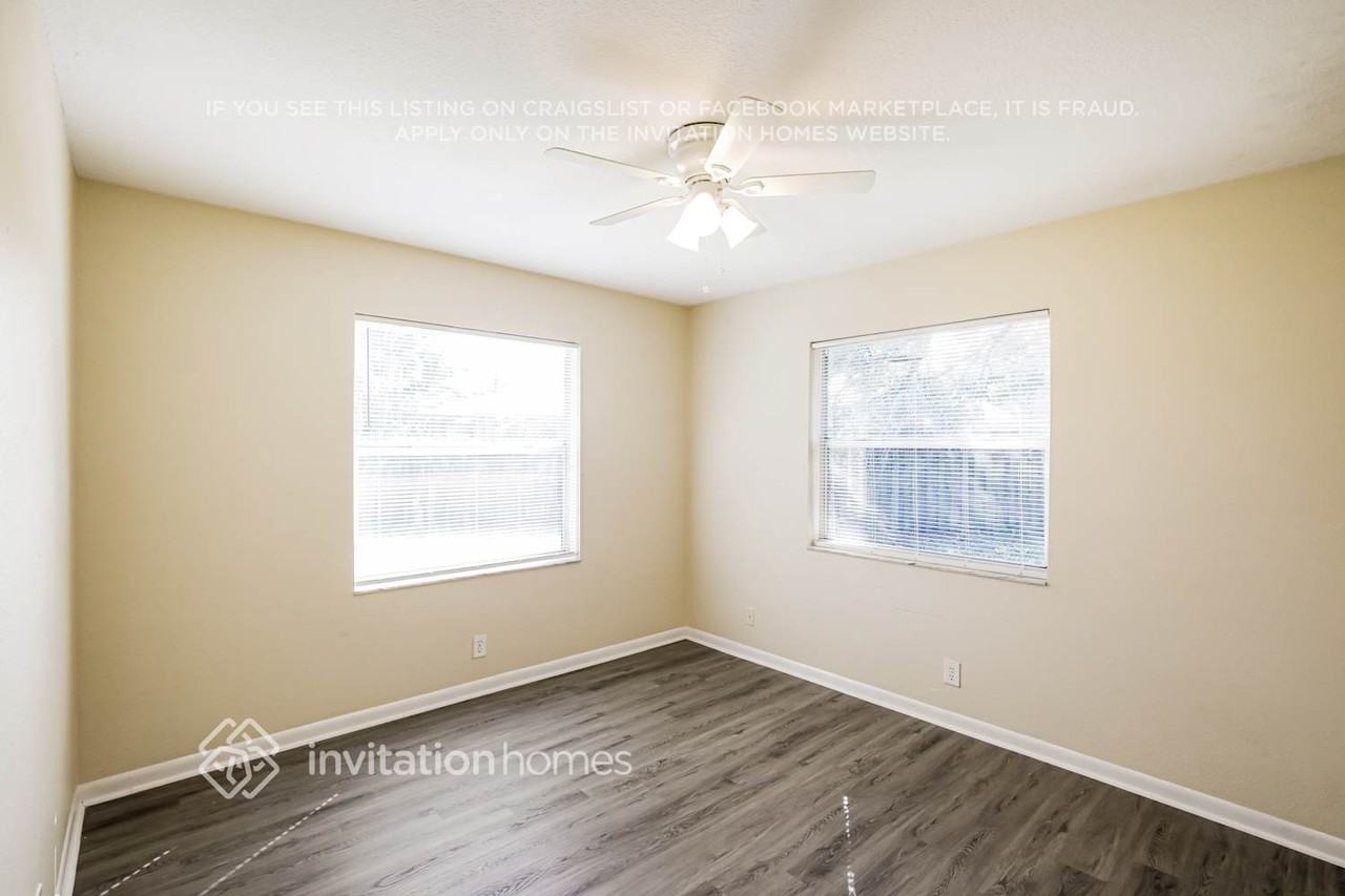 7645 Nw 32nd Pl - Photo 7 of 17