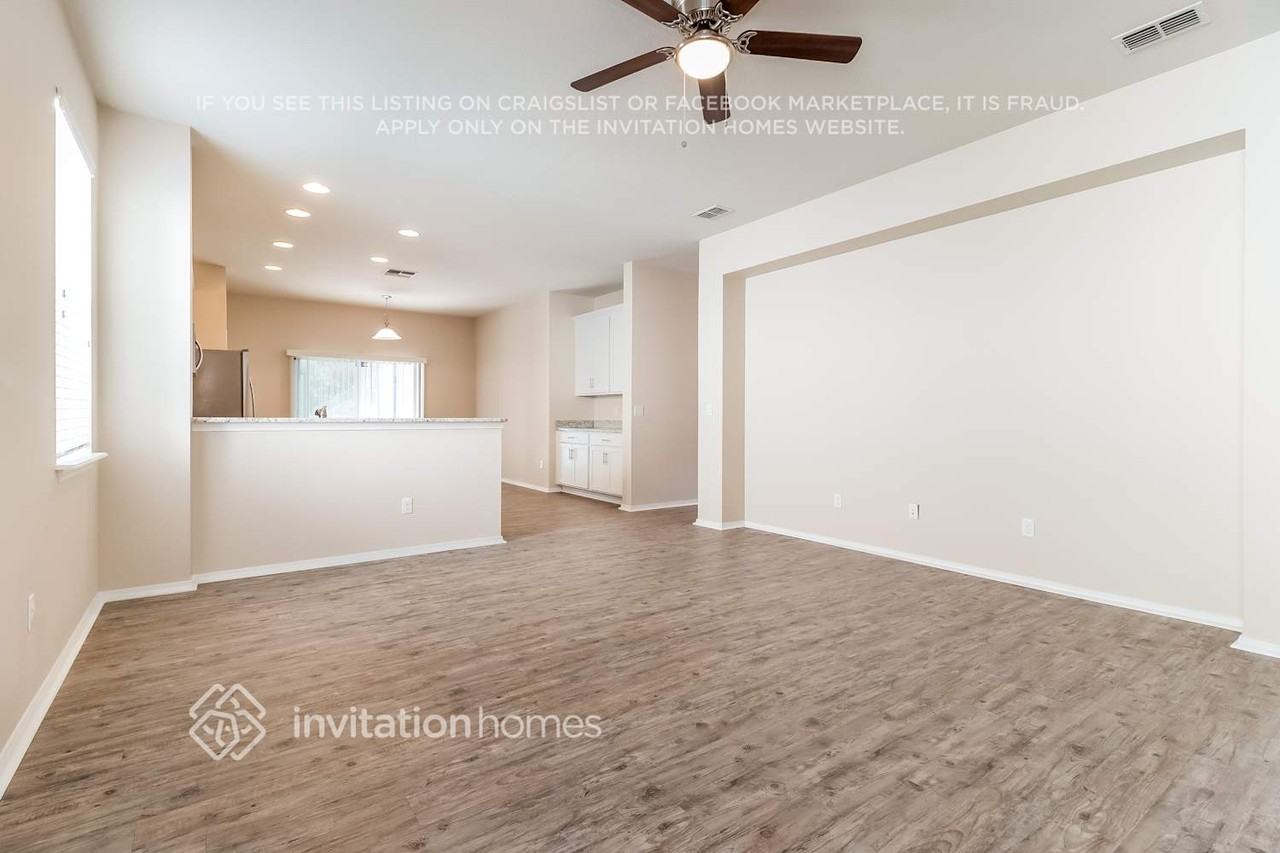 30250 Cheval St - Photo 5 of 21