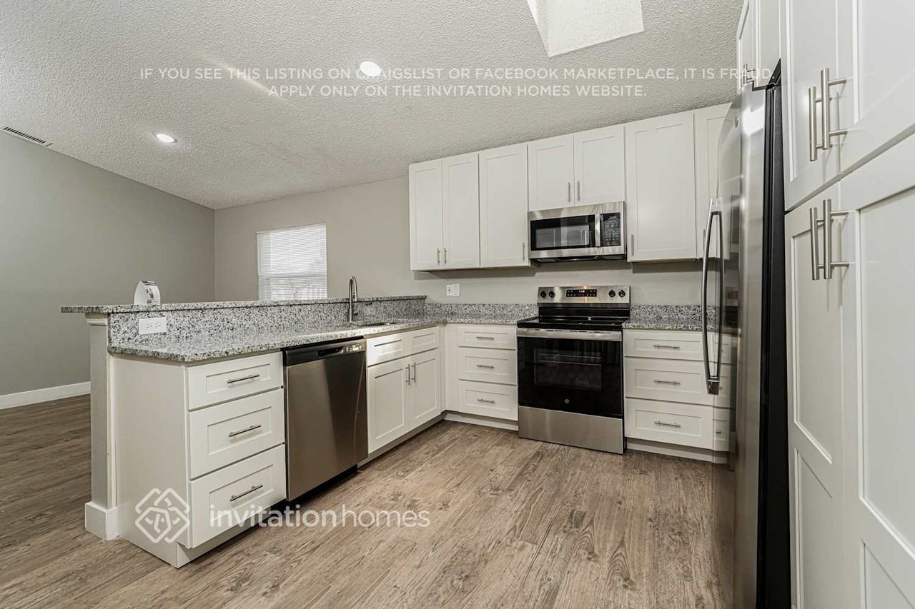 6233 Vintage Dr - Photo 7 of 17