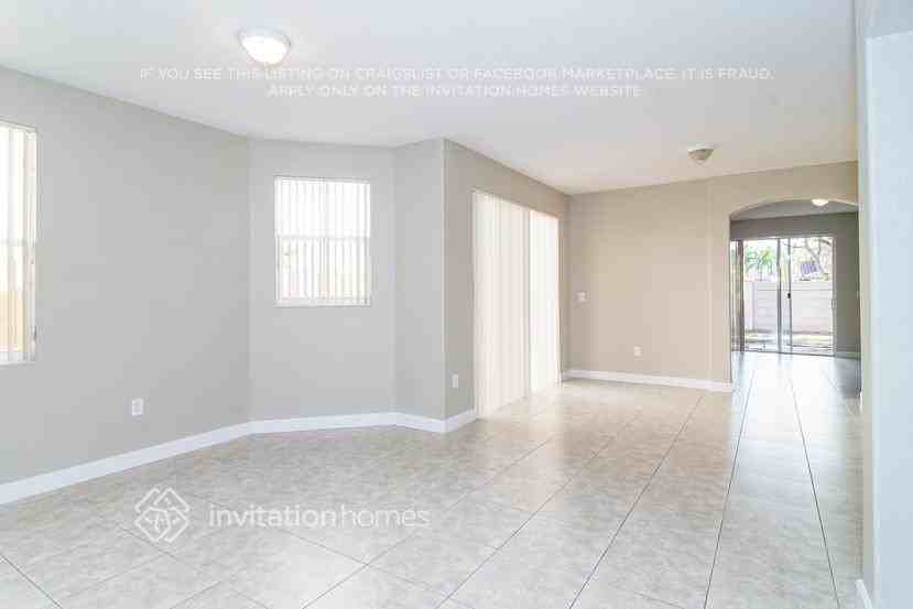 9141 Sw 152nd Ct - Photo 3 of 13