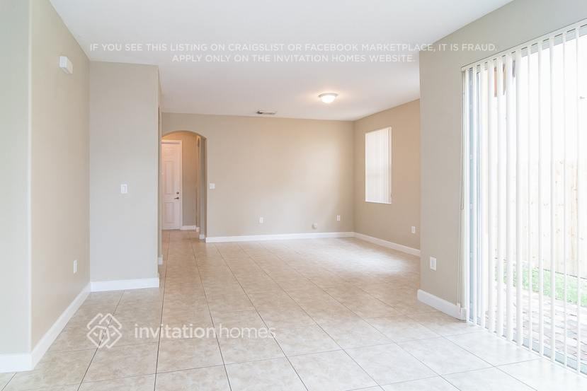 9141 Sw 152nd Ct - Photo 7 of 13